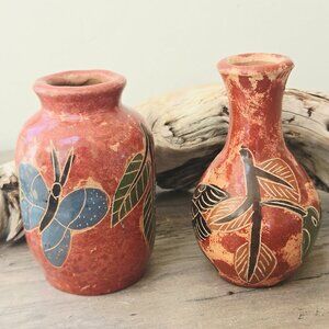 3/$35🥳 Vintage Hand-Painted Nicaraguan Clay Pots - Hand-Carved